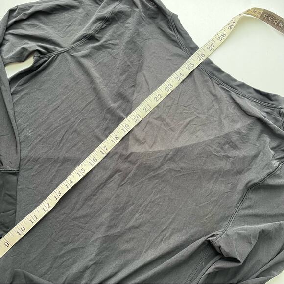 Lululemon Get Low Long Sleeve Top Black - Picture 11 of 12